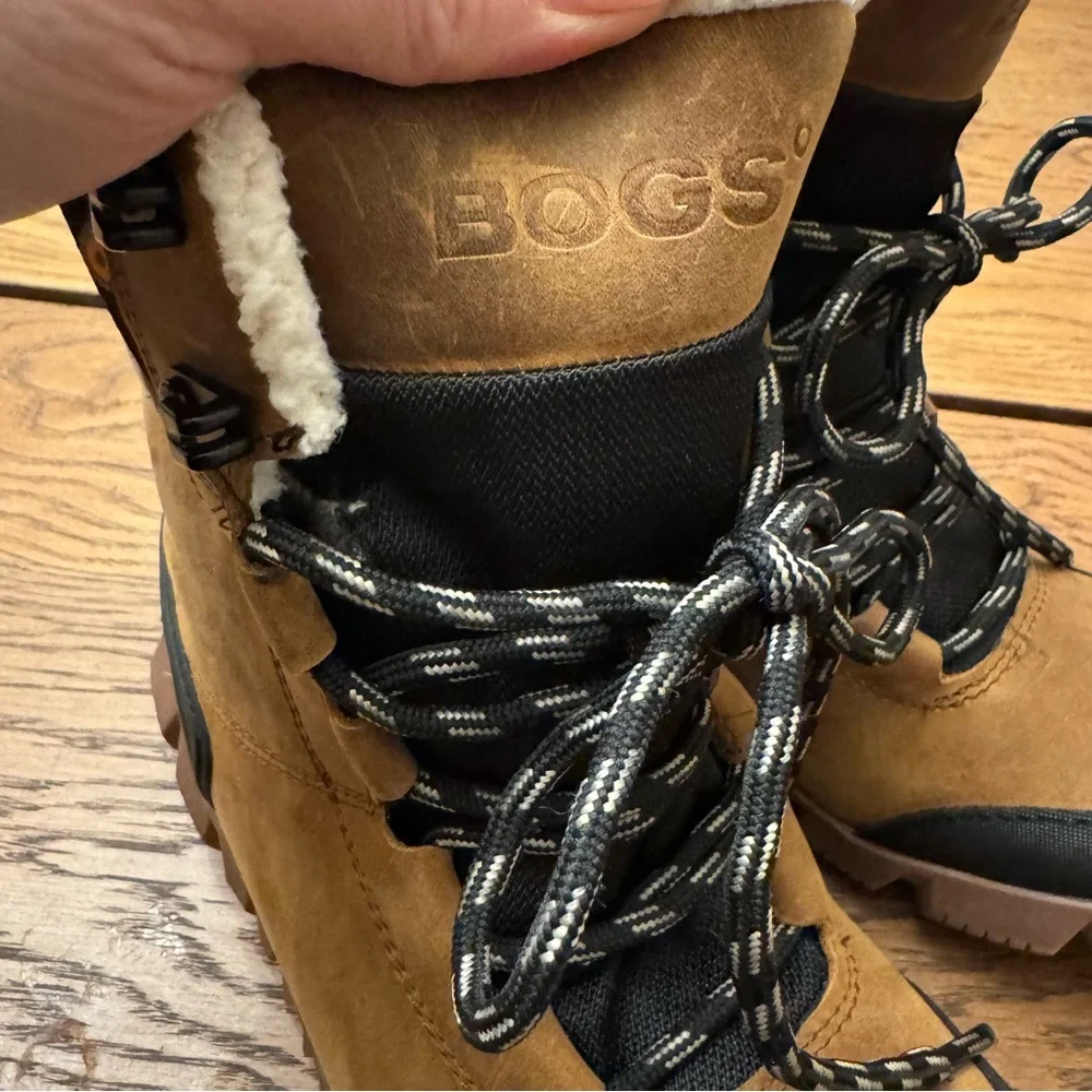 Bogs Brown Winter Boots hiking Sherpa lined work‎ SNOW lace up Women’s 6 Size 37